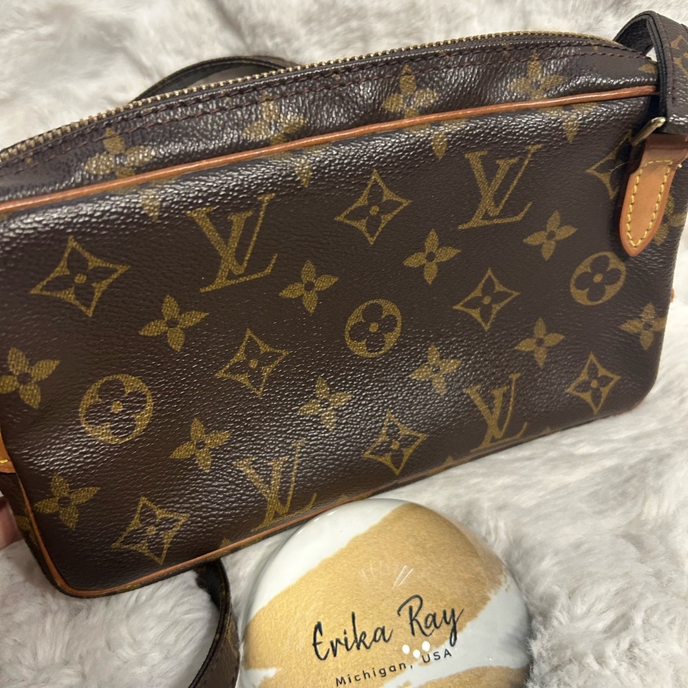 Louis Vuitton Monogram Marly Bando - Picture 5 of 16